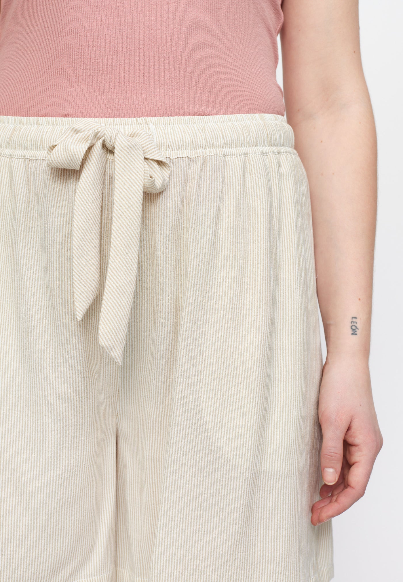 Soft Rebels   SRAdeline Shorts Skirts & shorts 215 Mimi Stripes Olive Gray