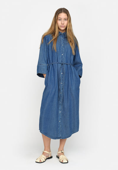 Soft Rebels SRAzalea Midi Dress Dresses & jumpsuits 501 light blue wash