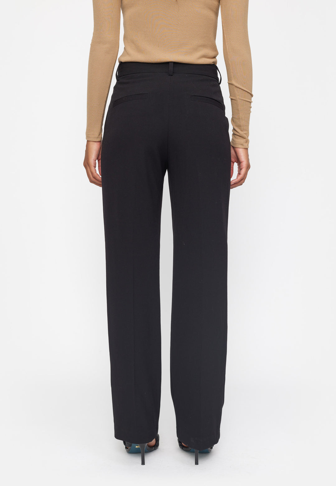 SRVilja_midwaist_loose_pant-