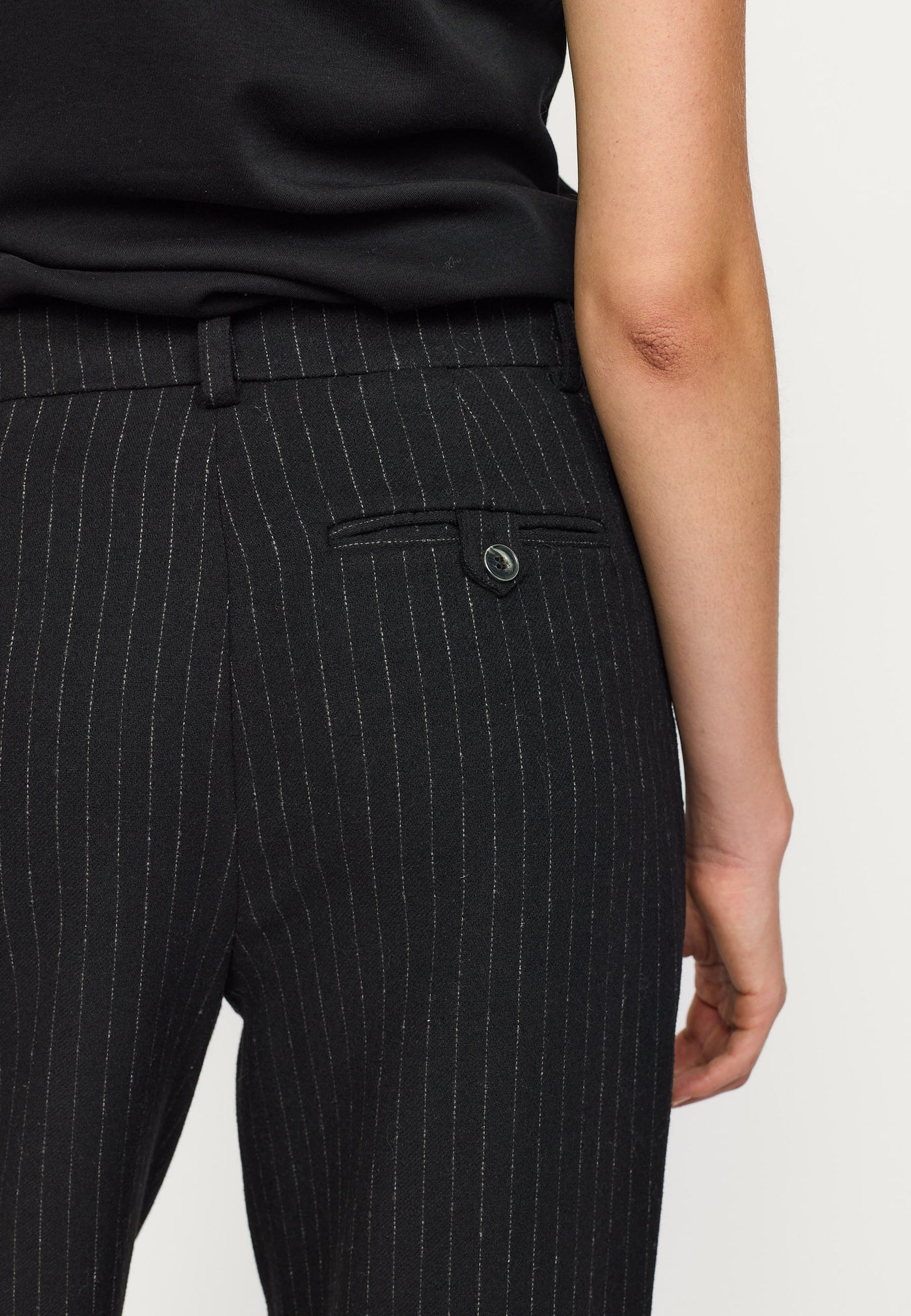 Soft Rebels SRYvonne Midwaist Loose Pant Pants 001 Black